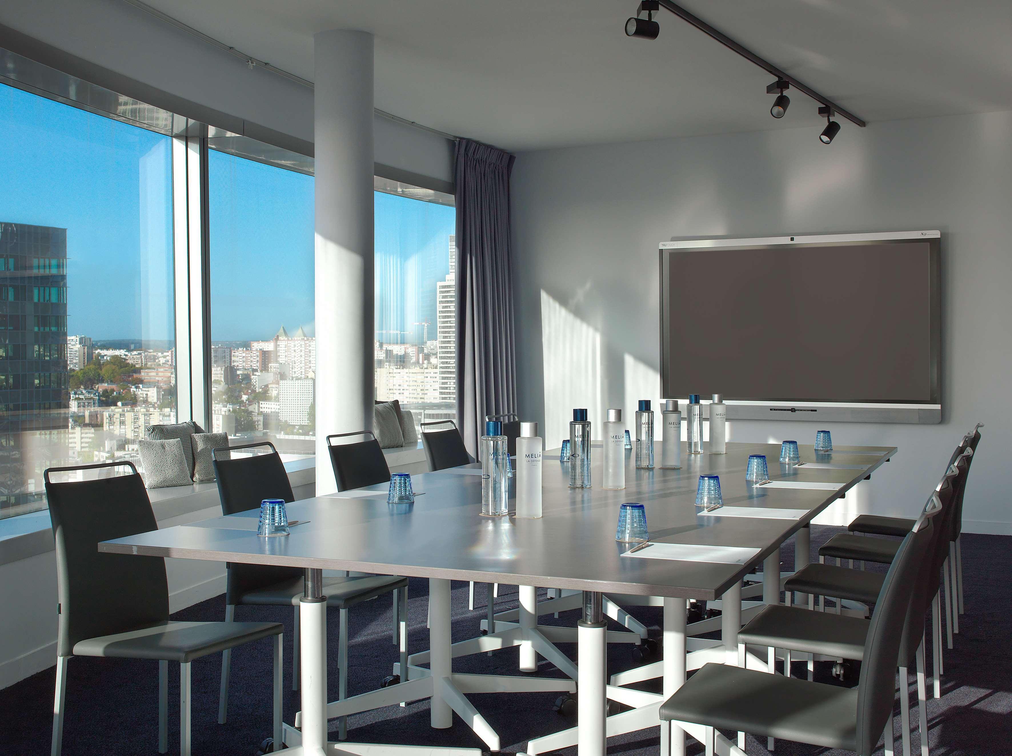 Hotel Melia Paris La Defense Courbevoie Esterno foto