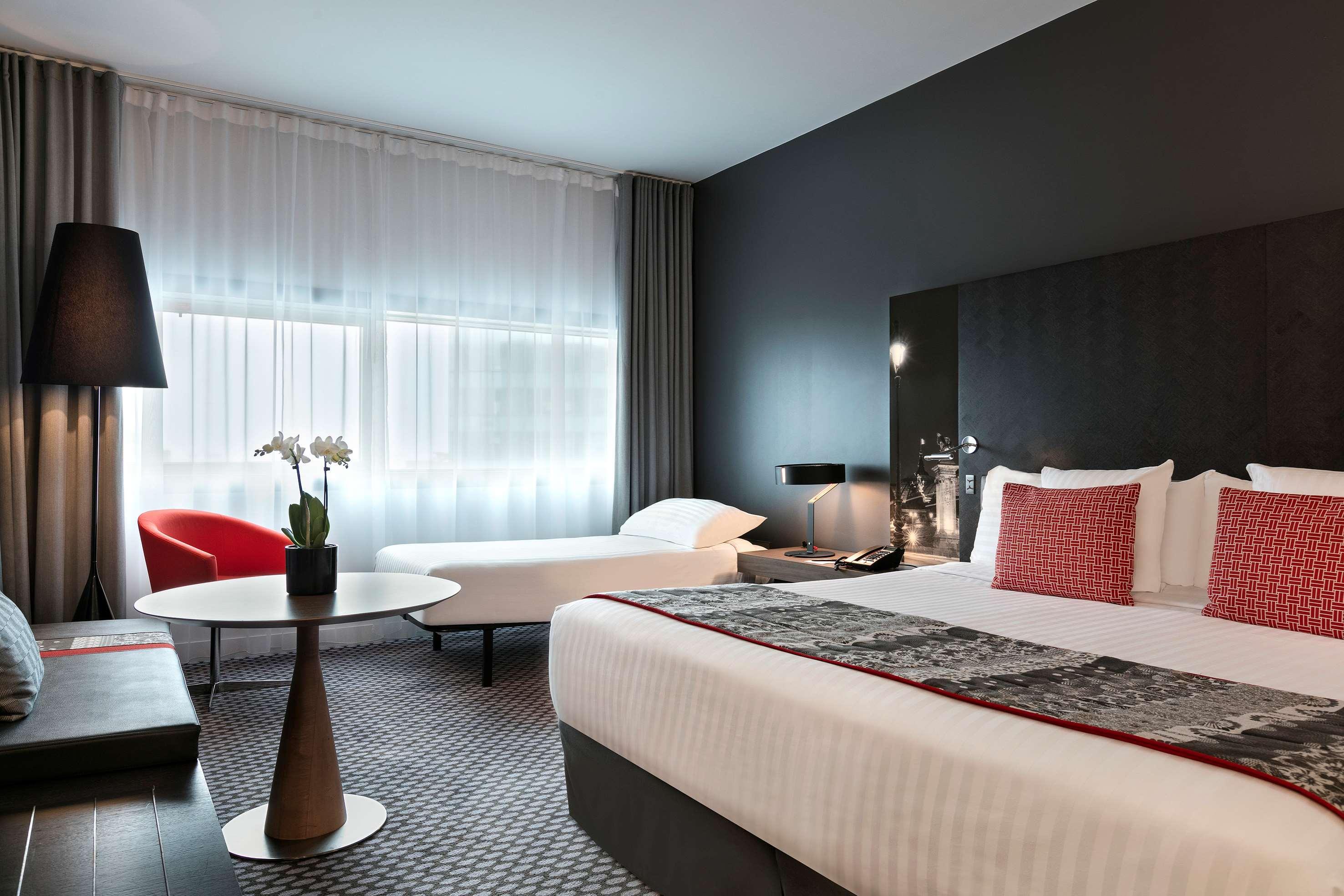 Hotel Melia Paris La Defense Courbevoie Esterno foto