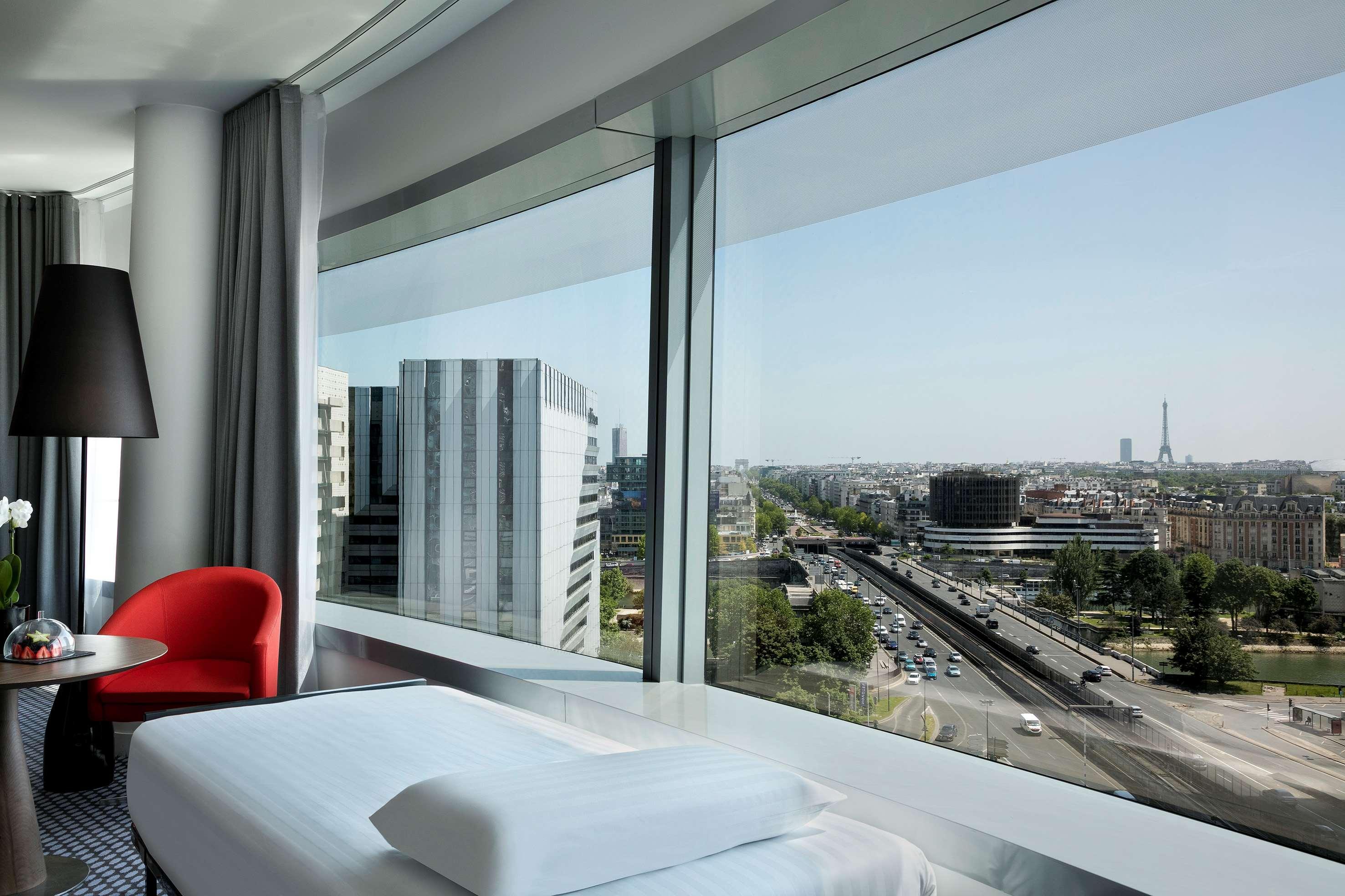 Hotel Melia Paris La Defense Courbevoie Esterno foto