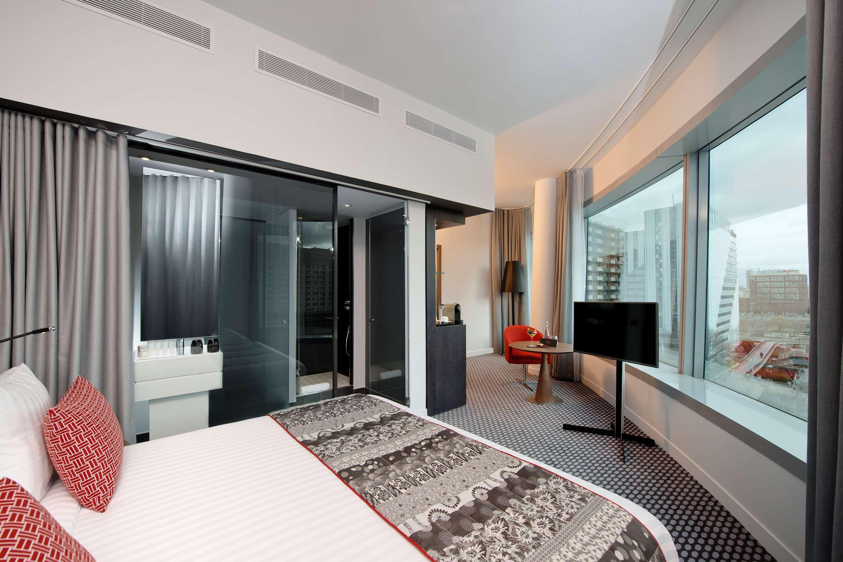 Hotel Melia Paris La Defense Courbevoie Esterno foto
