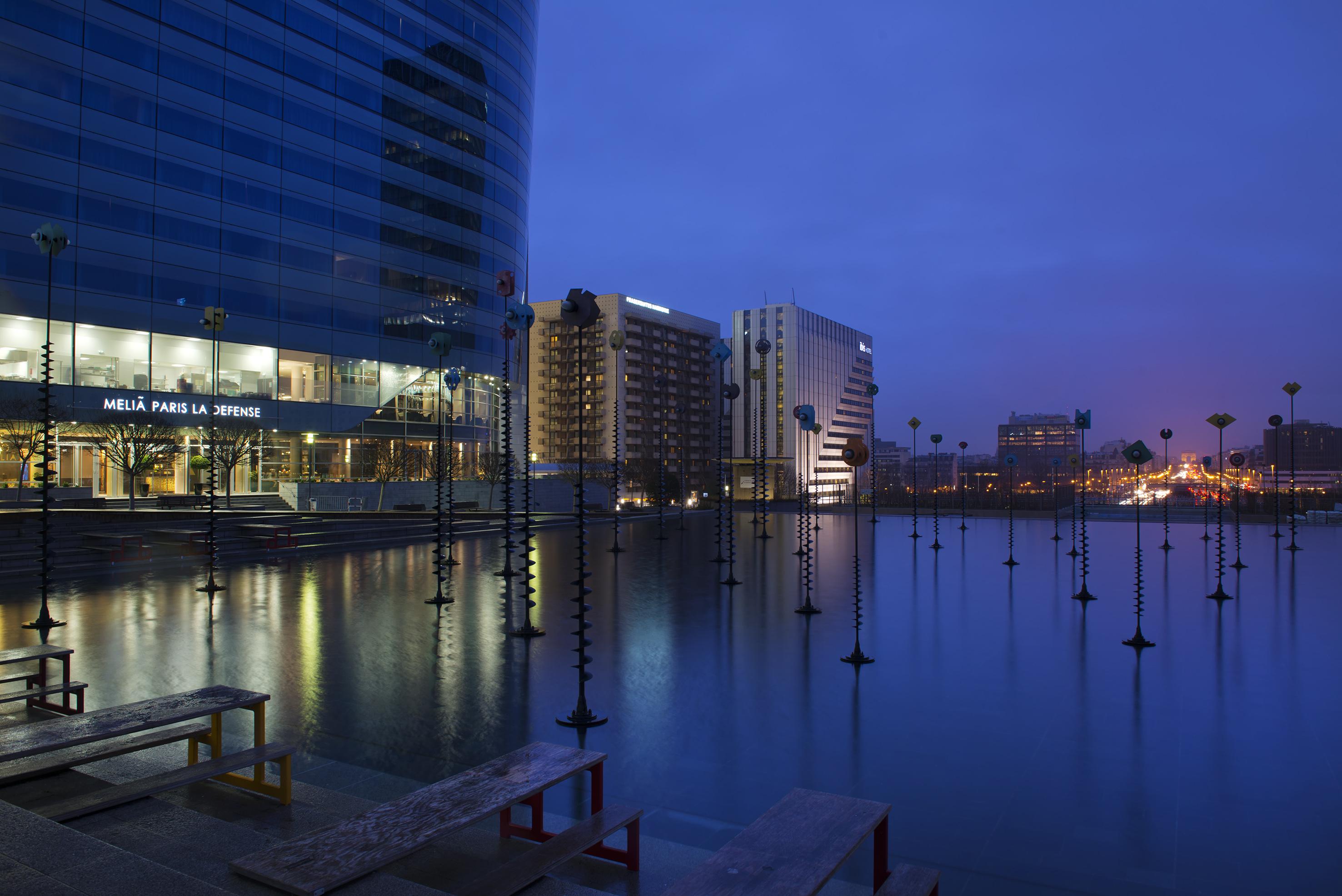 Hotel Melia Paris La Defense Courbevoie Esterno foto