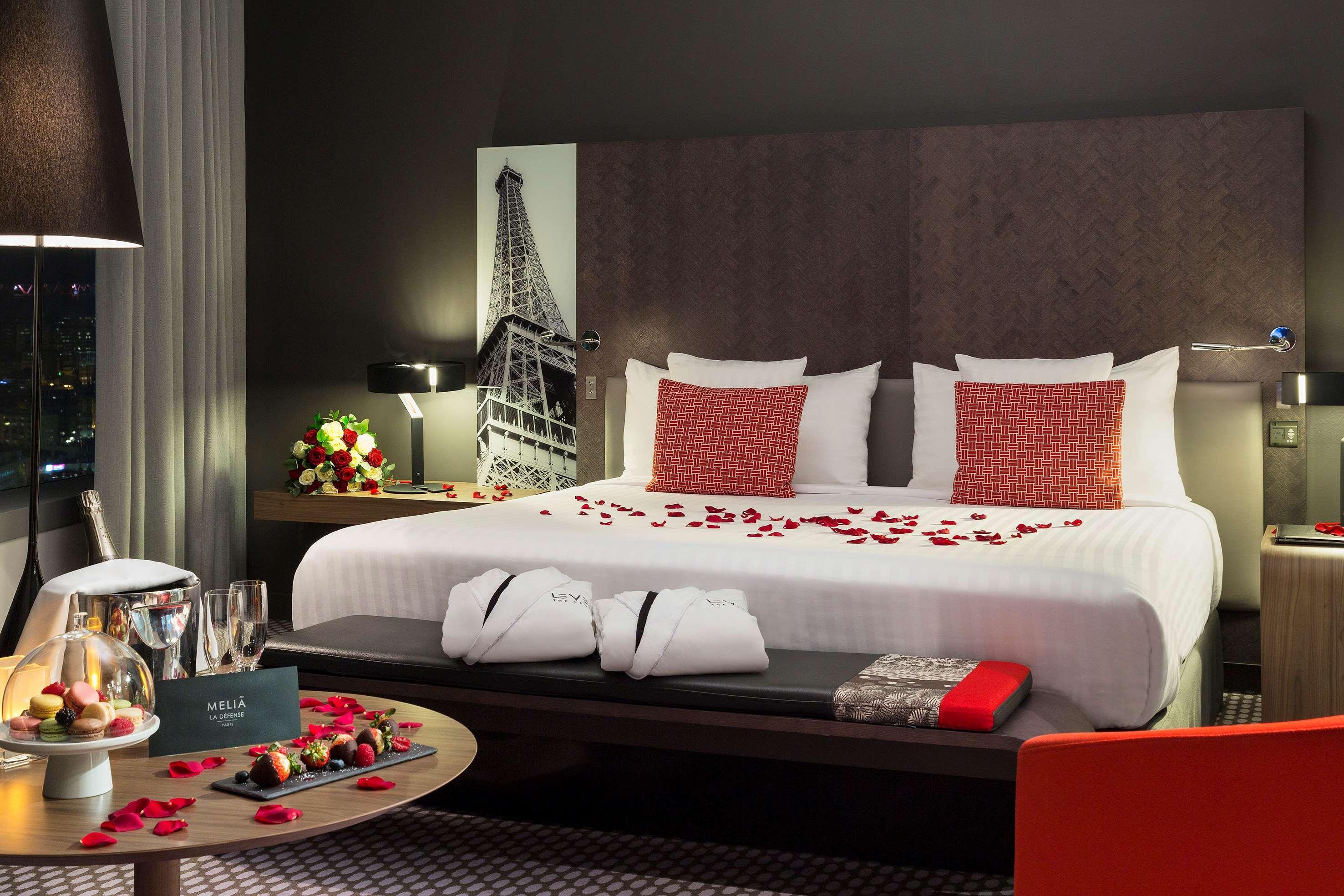 Hotel Melia Paris La Defense Courbevoie Esterno foto