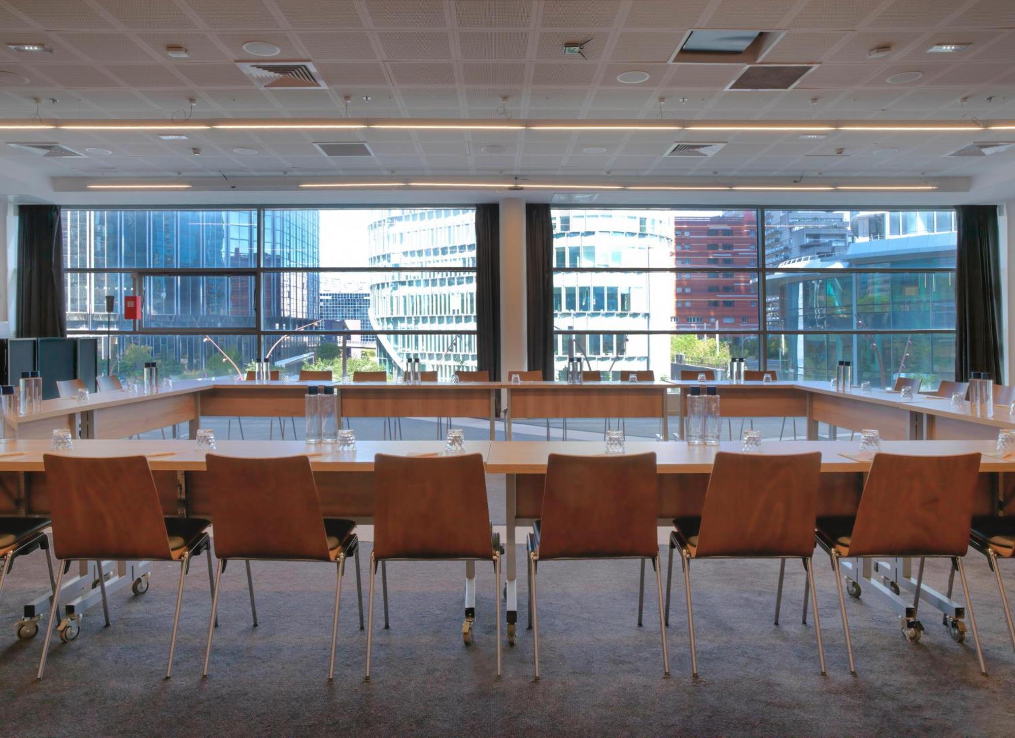 Hotel Melia Paris La Defense Courbevoie Esterno foto